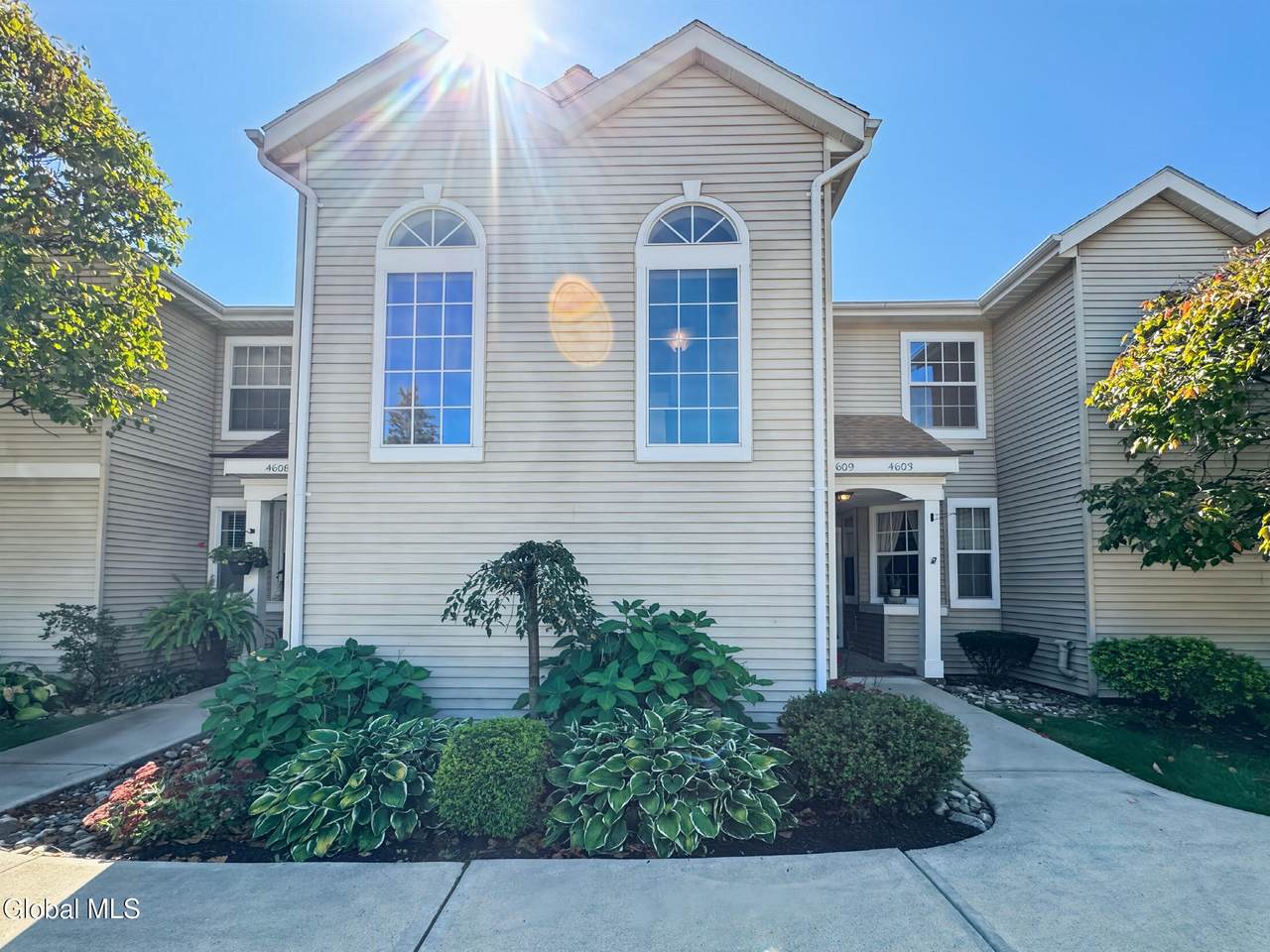 4609 Foxwood Drive - Photo 1