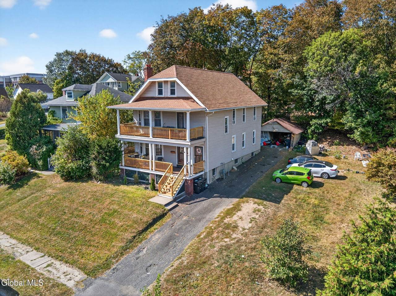 2303 Burdett Avenue - Photo 1