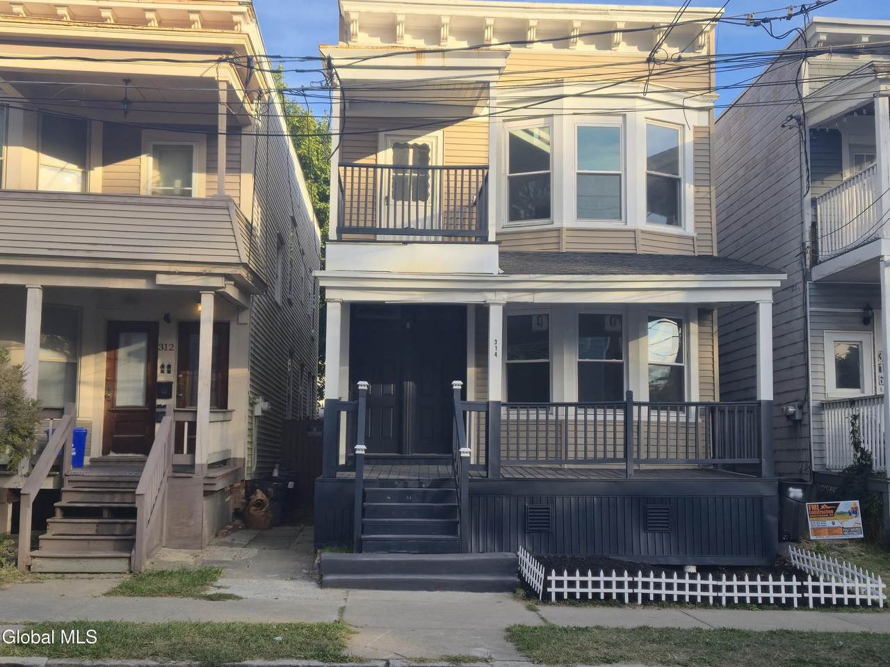 314 Ontario Street - Photo 1