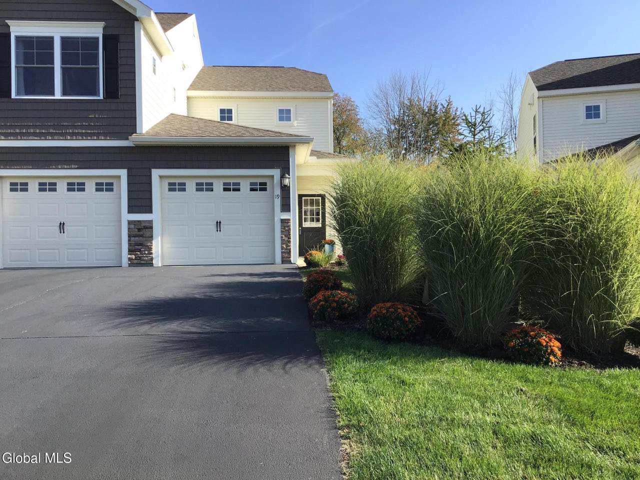 19 Jared Court - Photo 1