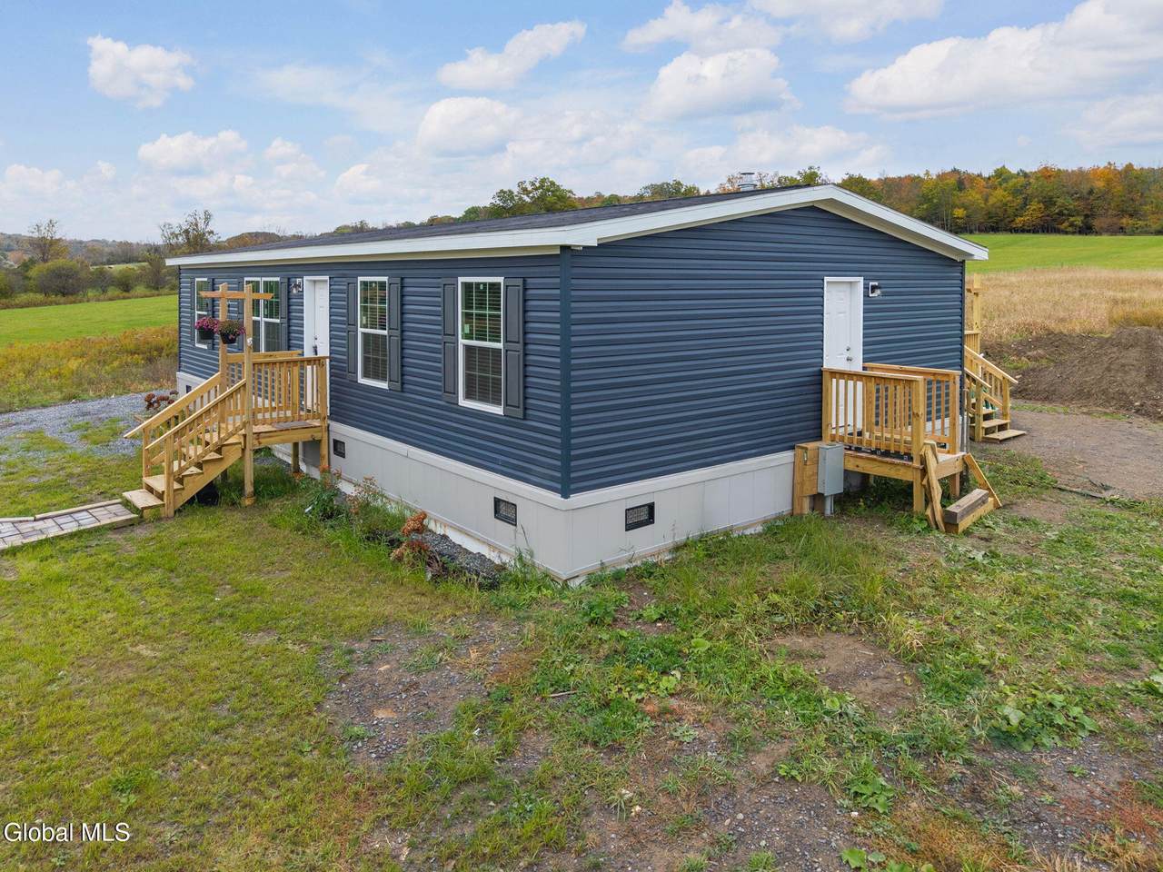 190 Button Street - Photo 1