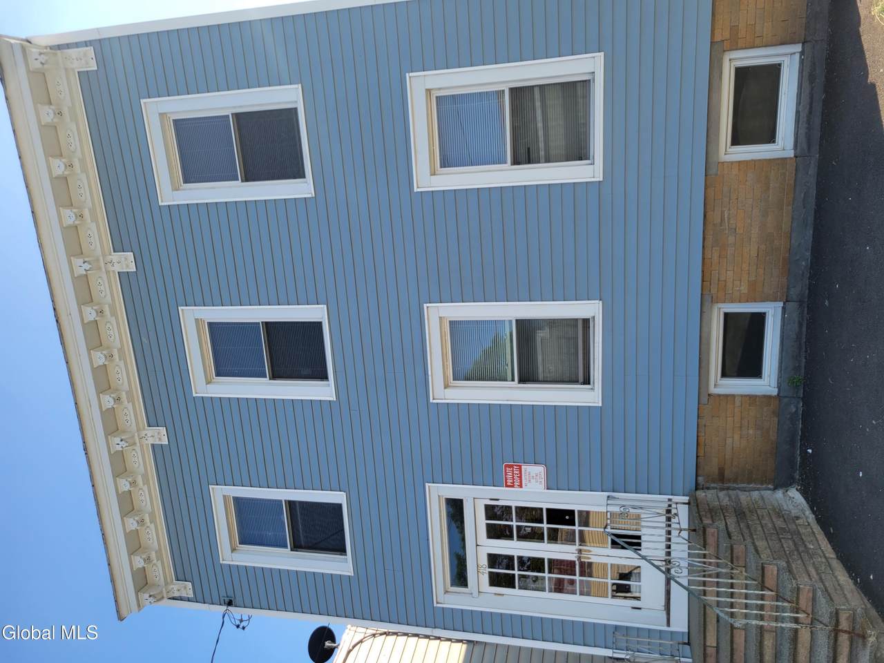 418 Sheridan Avenue - Photo 1