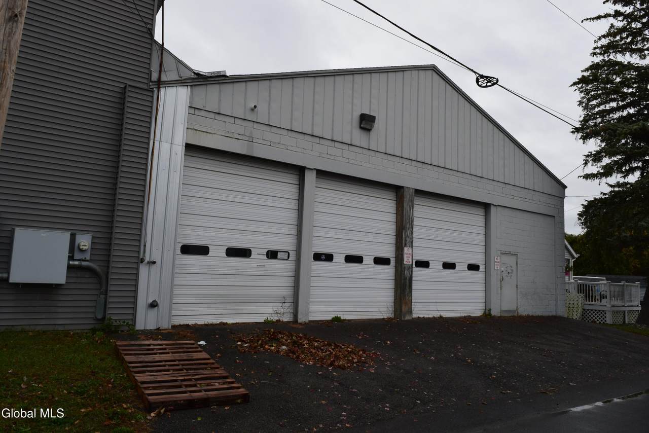 1995 Central Avenue - Photo 1