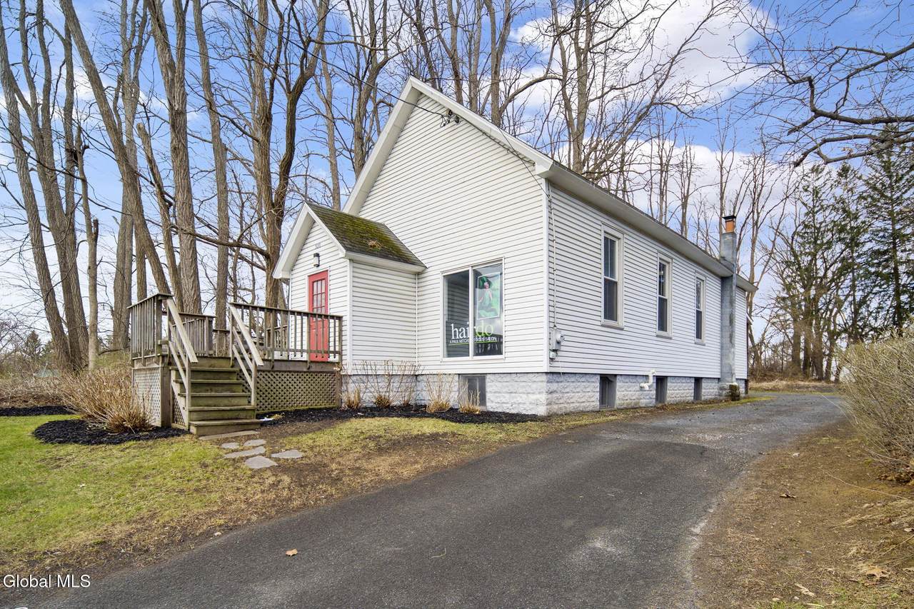 300 Old Niskayuna Road - Photo 1