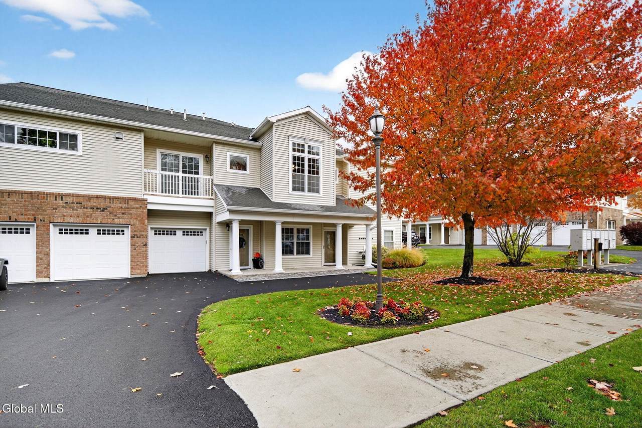 807 Vly Pointe Drive - Photo 1