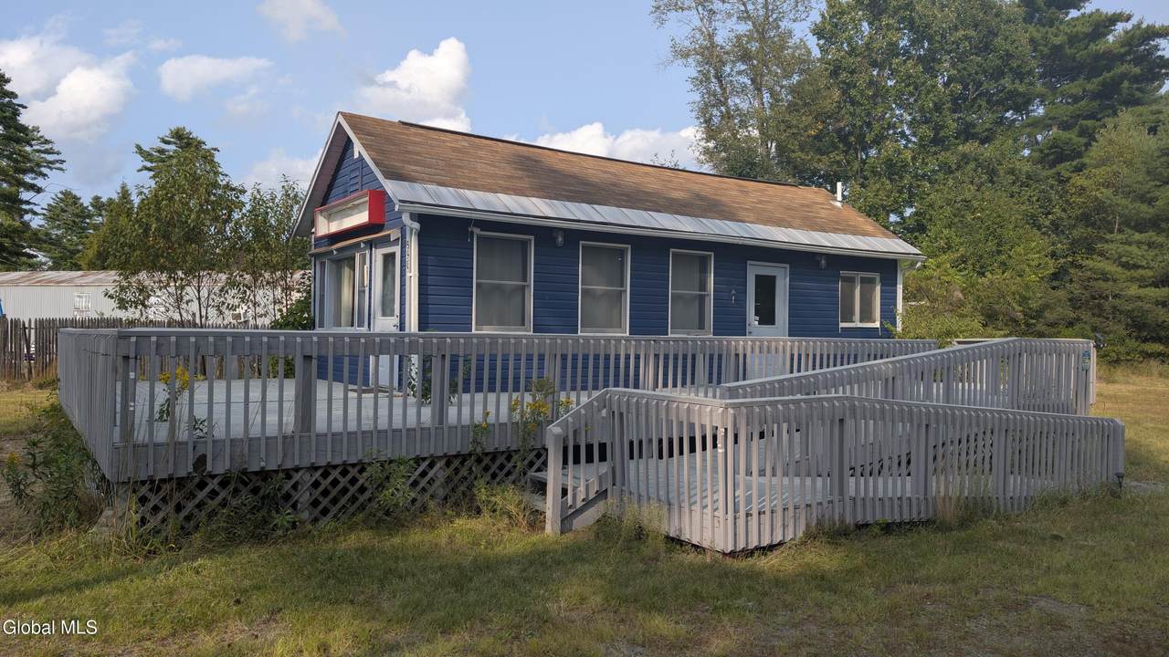 598 Lake Avenue - Photo 1