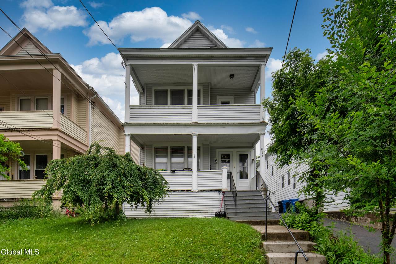 874 Warren Street - Photo 1