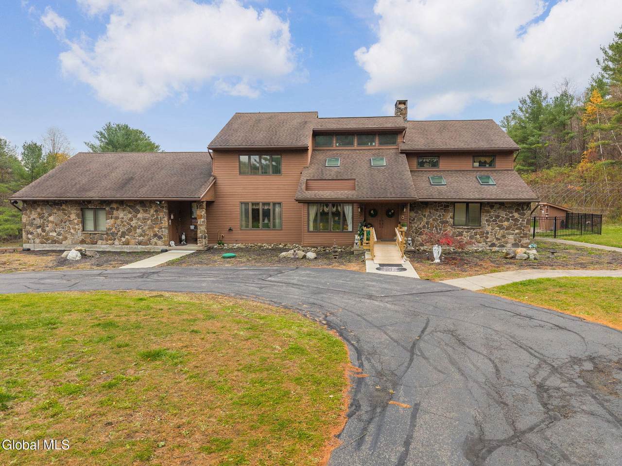 3041 Mariaville Road - Photo 1