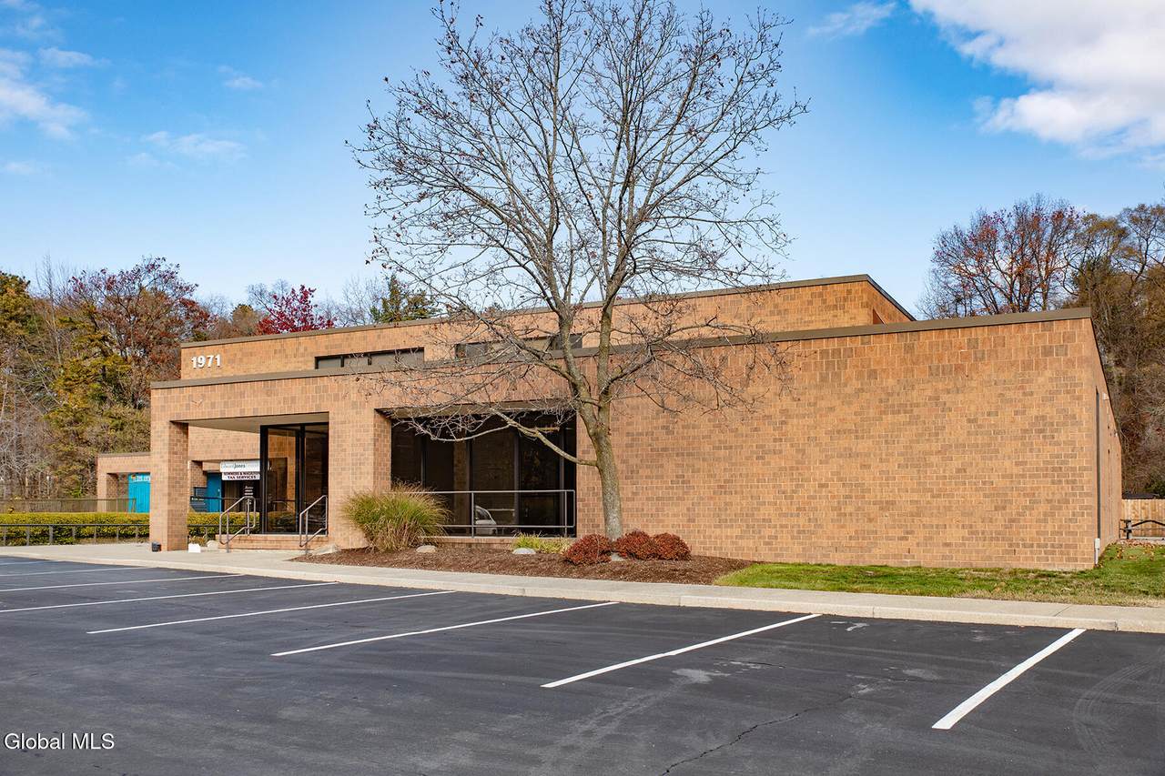 1971-73 Western Avenue - Photo 1