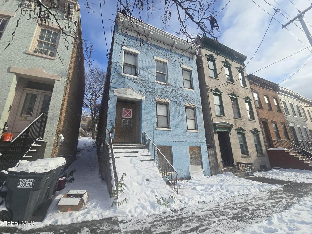 147 Clinton Avenue - Photo 1