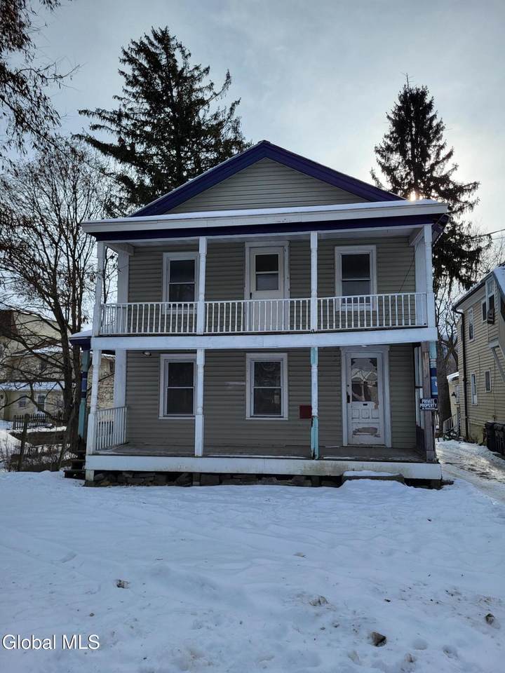 111 Park Place - Photo 1