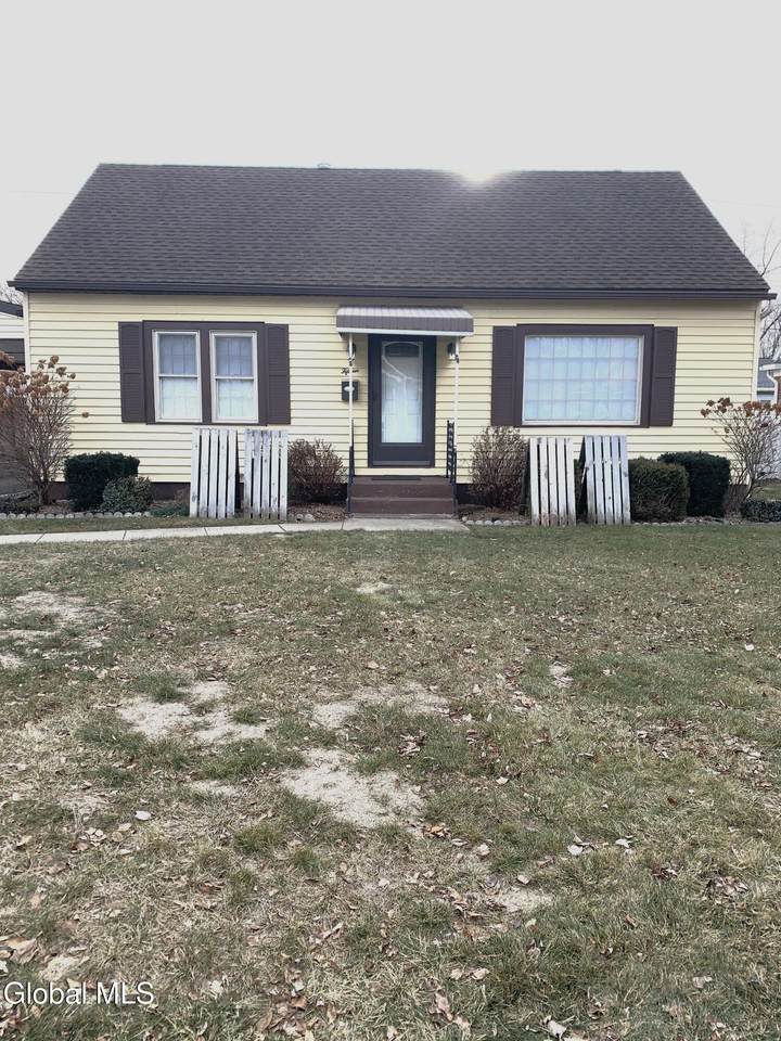 15 Grounds Place - Photo 1