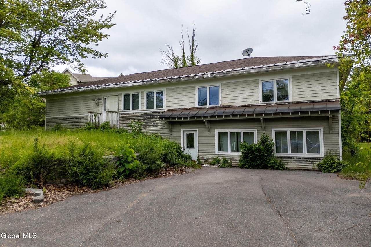 126 West Avenue - Photo 1