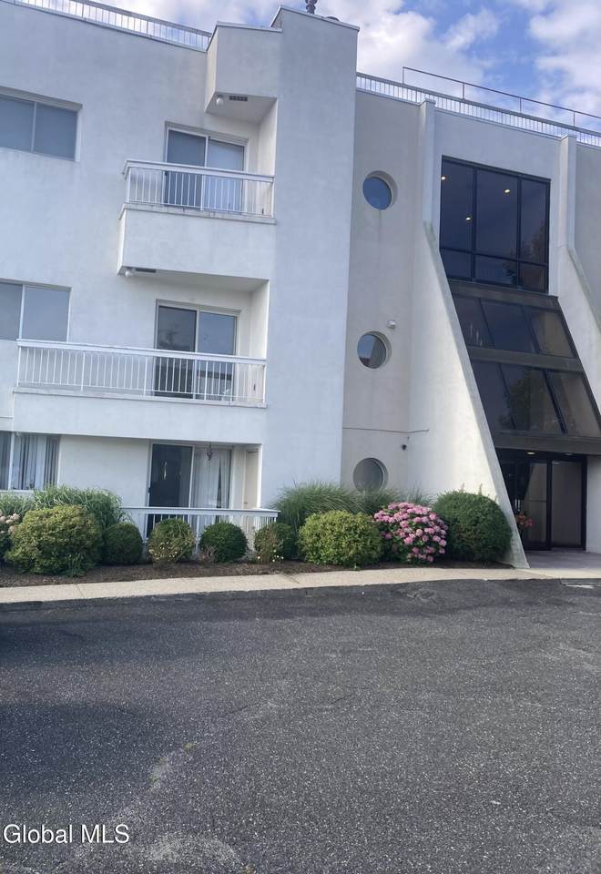 170-190 Schofield Street - Photo 1