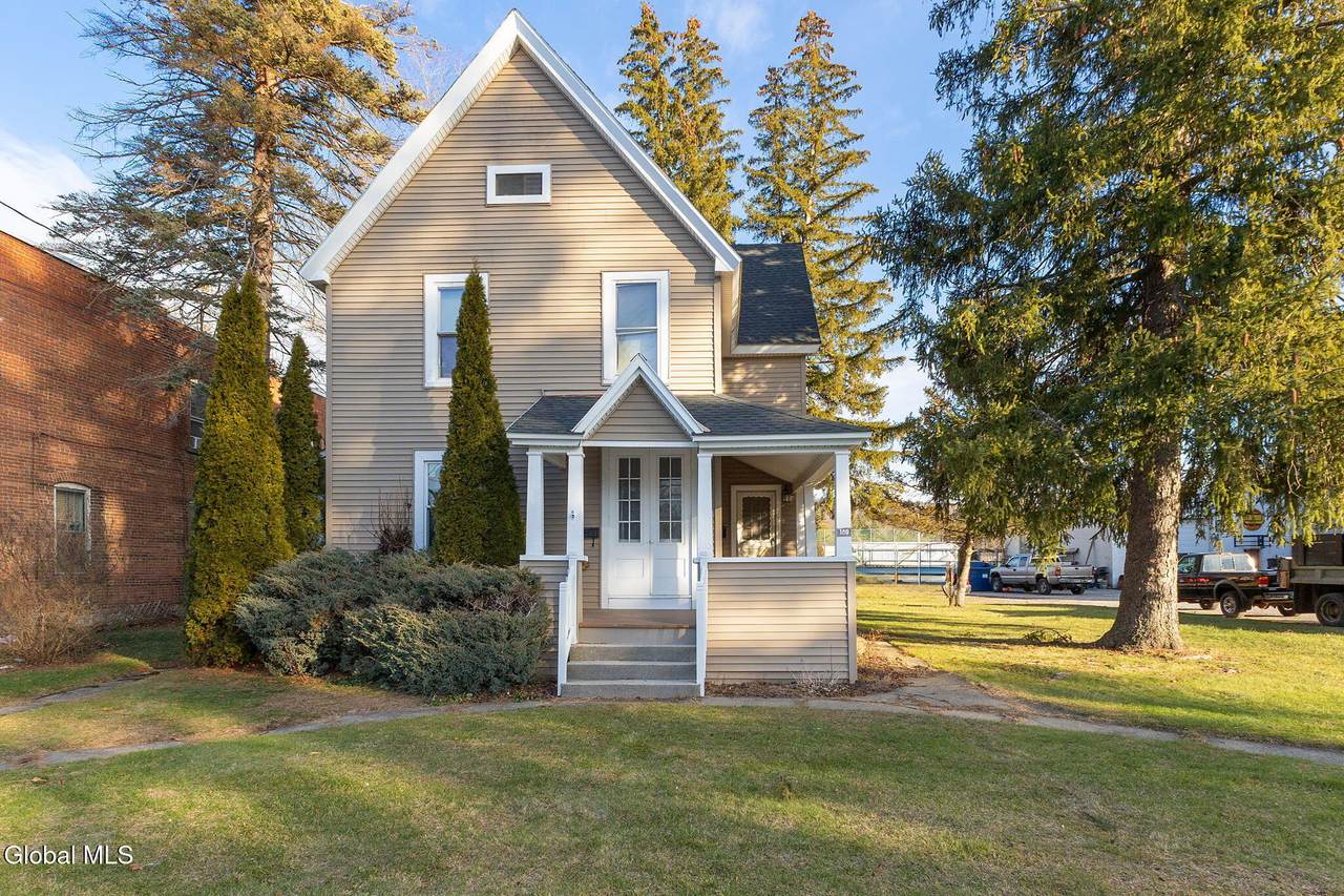 180 Main Street - Photo 1