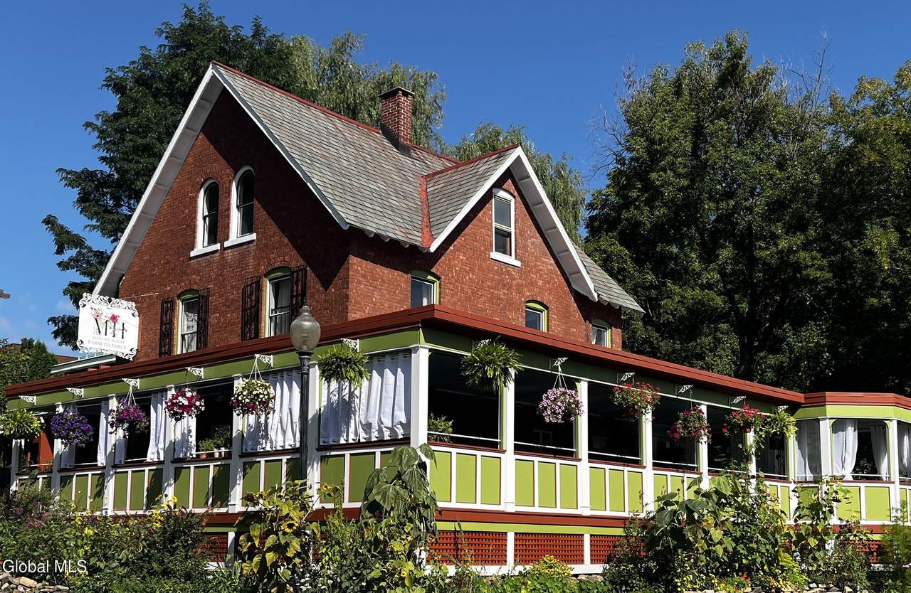 1 York Street - Photo 1