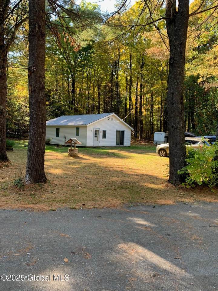 326 Middle Road - Photo 1