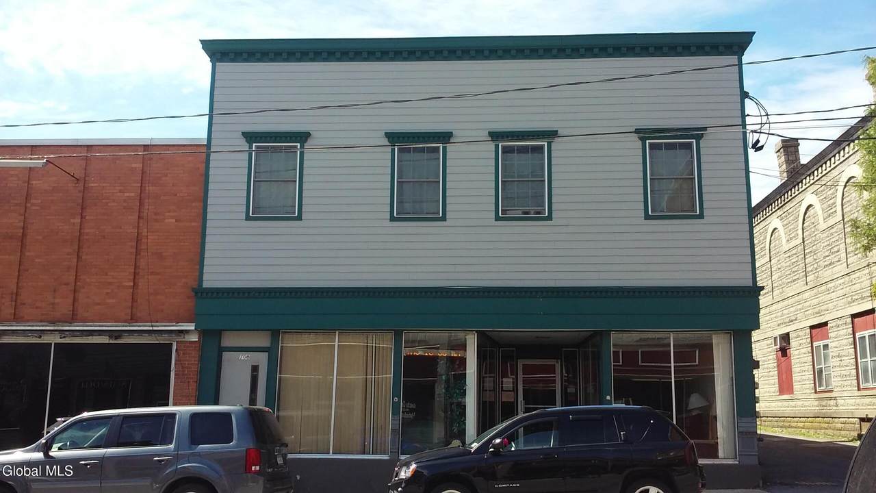 106 Montcalm Street - Photo 1