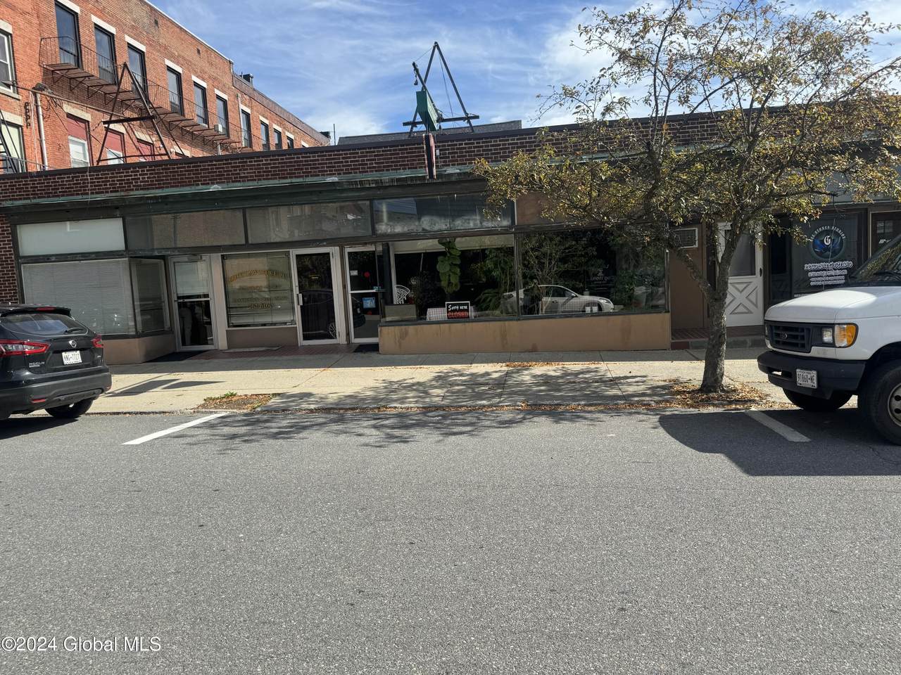 2 Market Street - Photo 1