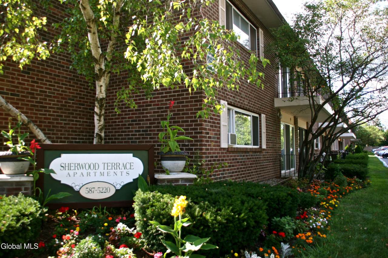 19-21 Wells Street - Photo 1