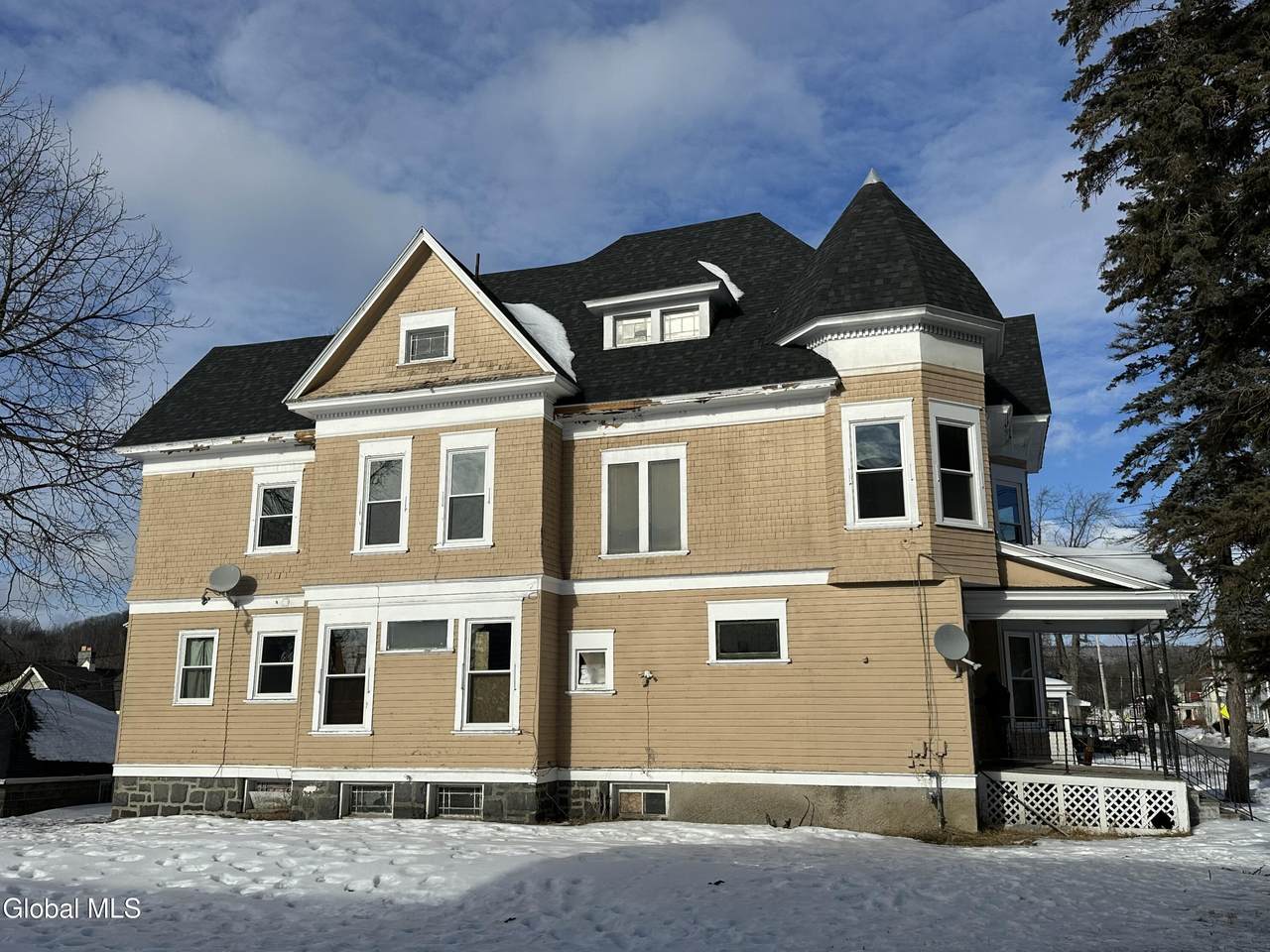 167 Bleecker Street - Photo 1