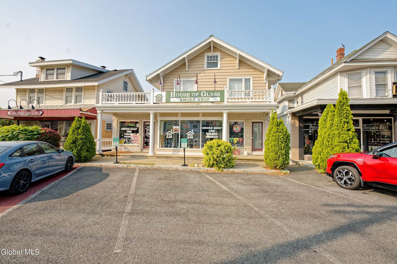 1608 Union Street - Photo 1