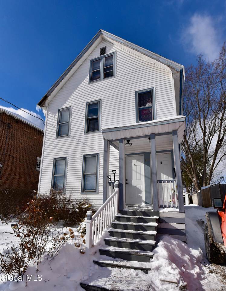 107 Dove Street - Photo 1