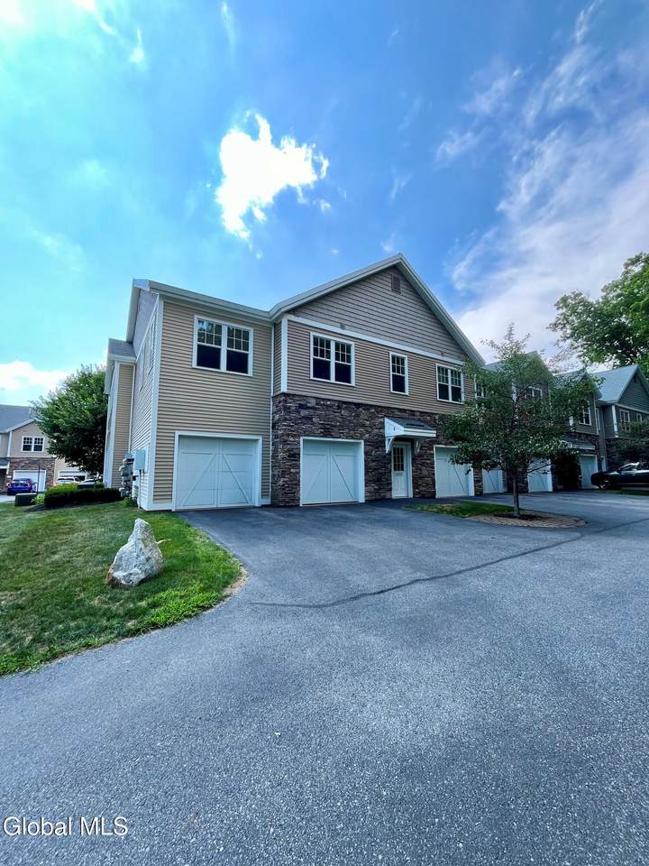 74 Weibel Avenue - Photo 1