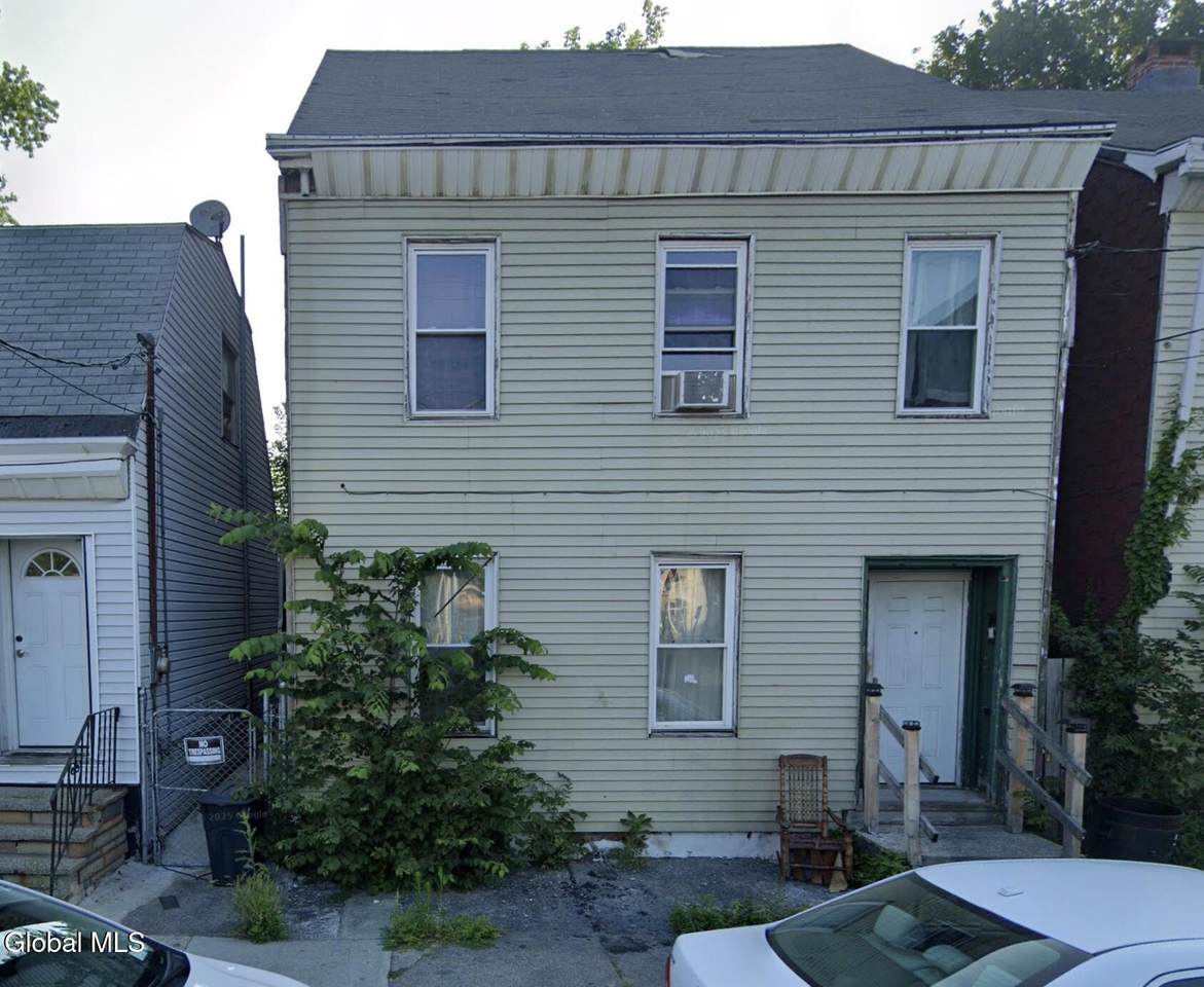 281 Sherman Street - Photo 1