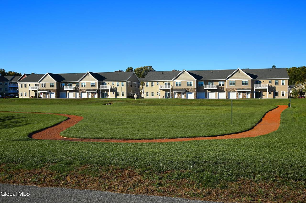 60 Weibel Avenue - Photo 1