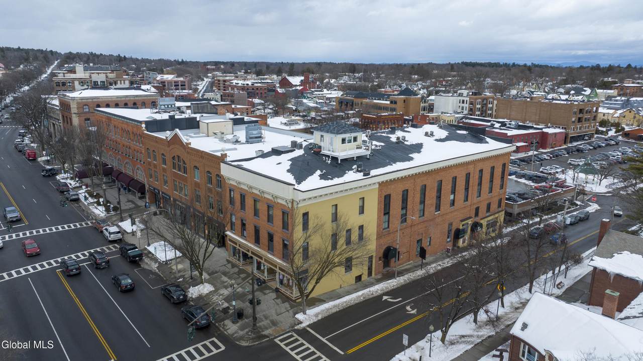 1 Spring Street - Photo 1