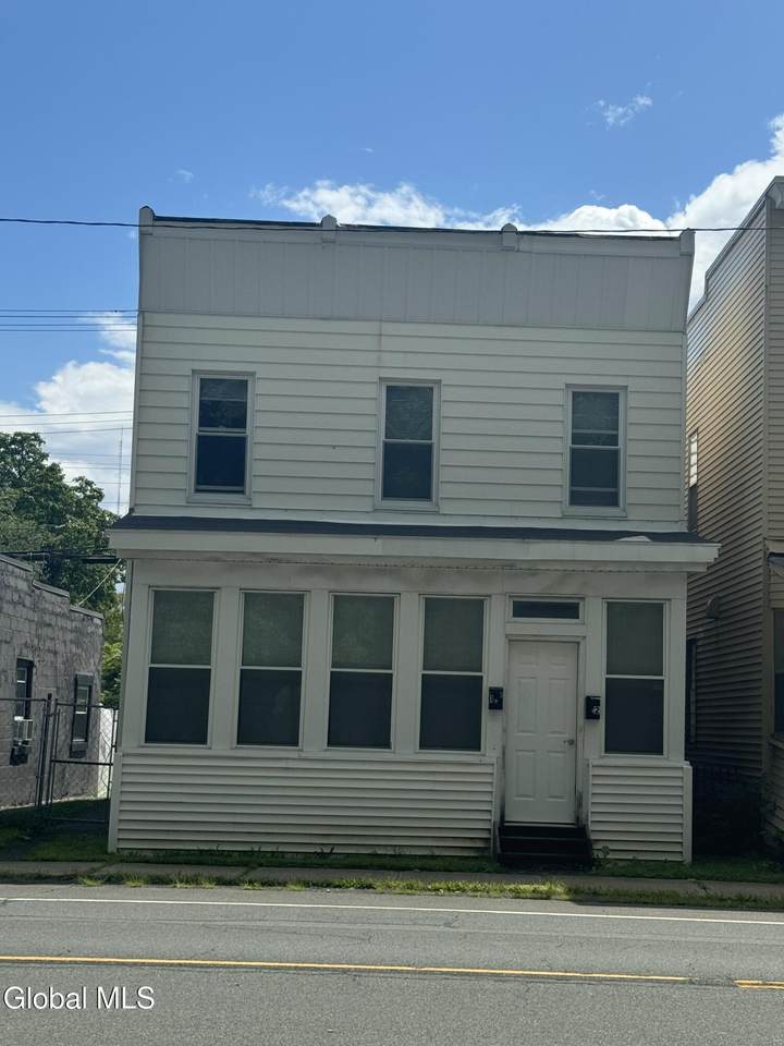 307 Broadway - Photo 1