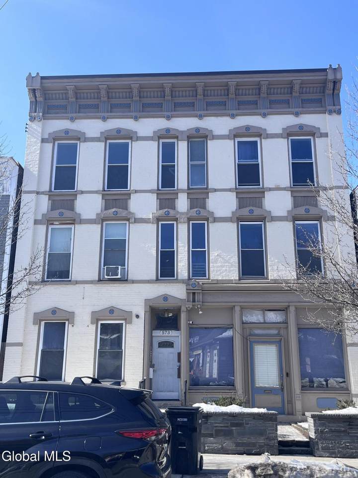 571-573 1st Street - Photo 1
