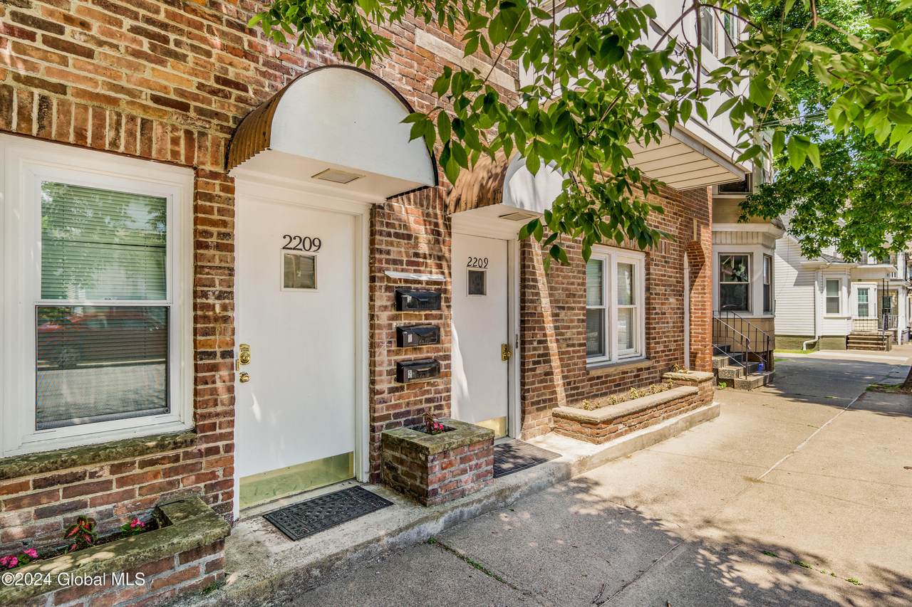 2209 15th Street - Photo 1