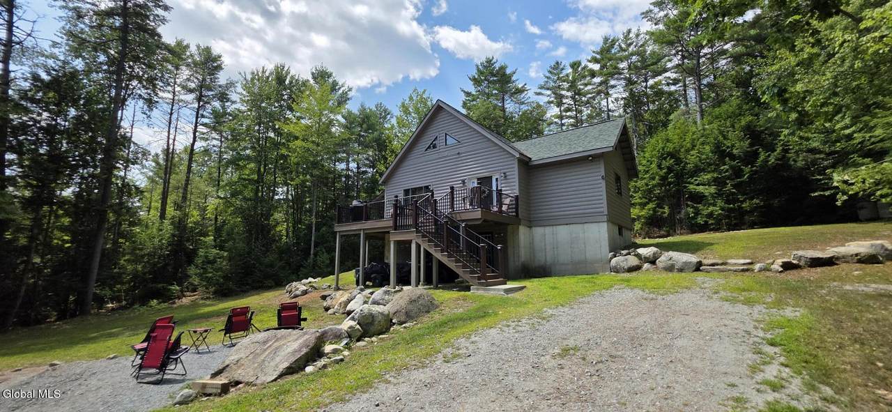 9 Hemlock Drive - Photo 1