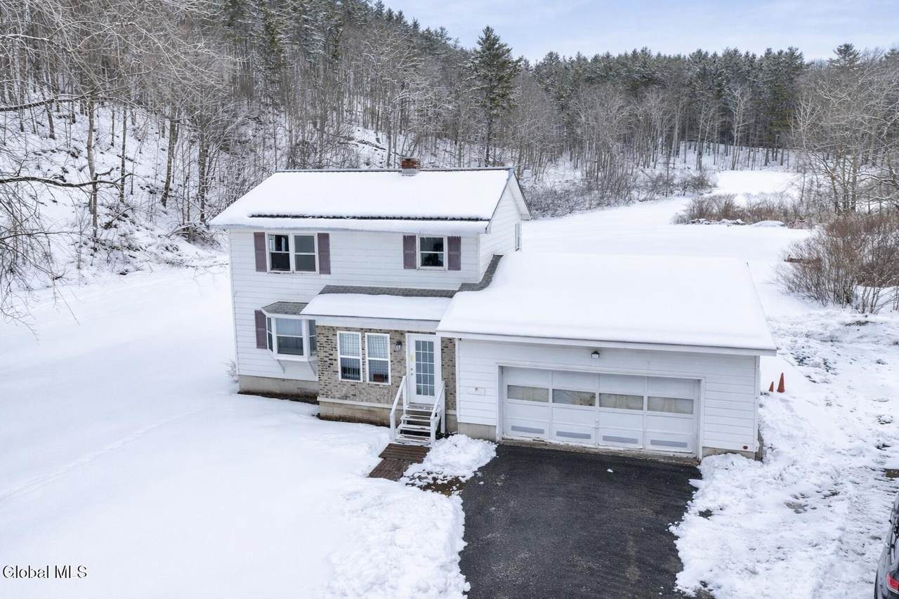 1740 Huntersland Road - Photo 1