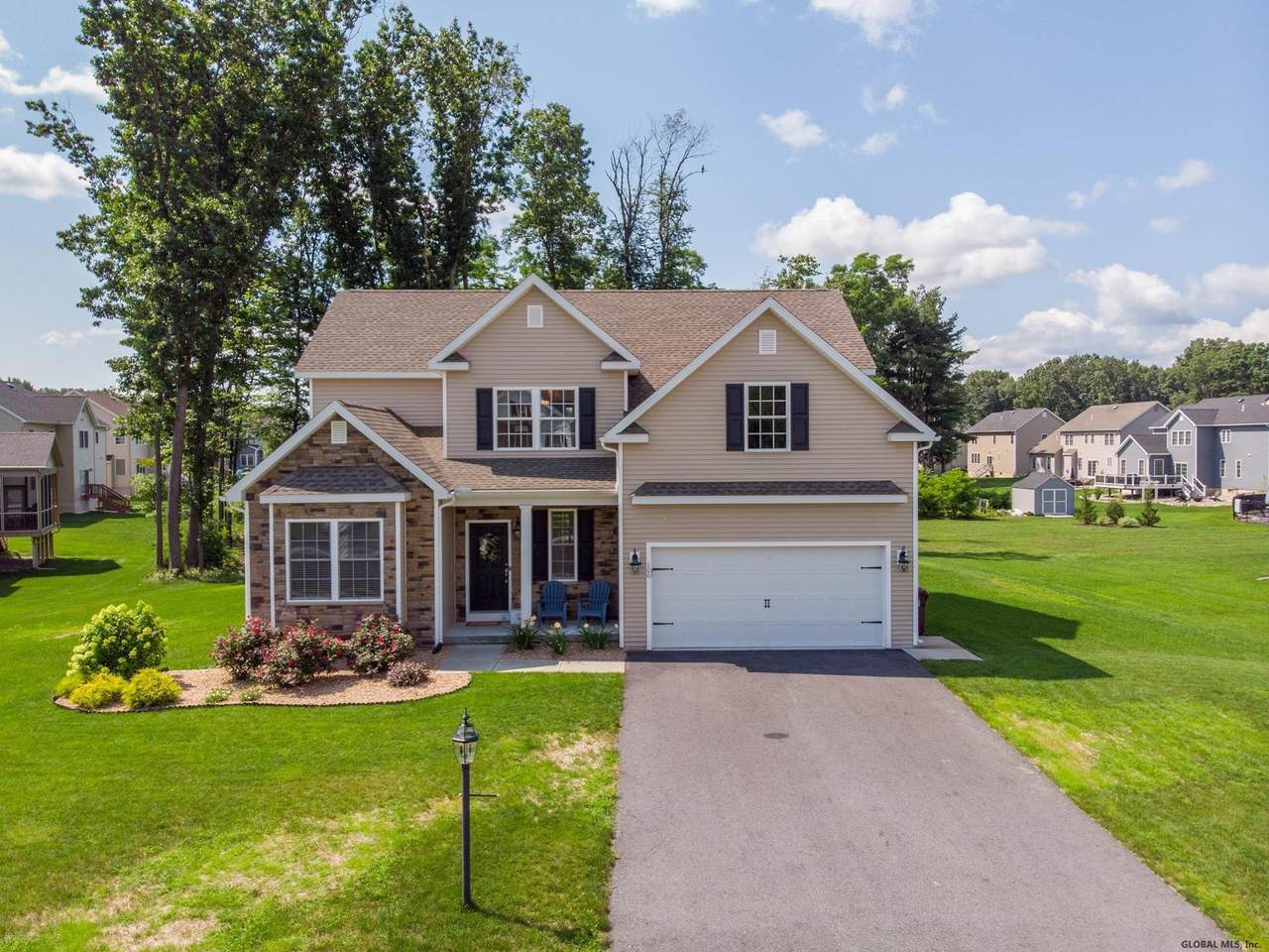 106 Balsam Way - Photo 1