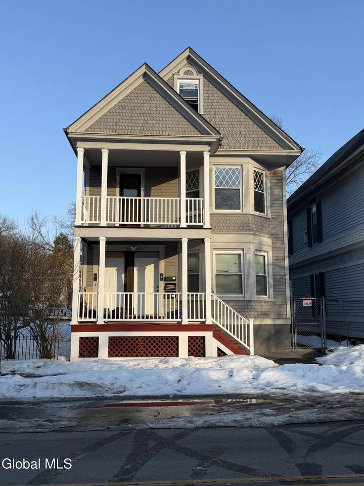 608 3rd Avenue - Photo 1