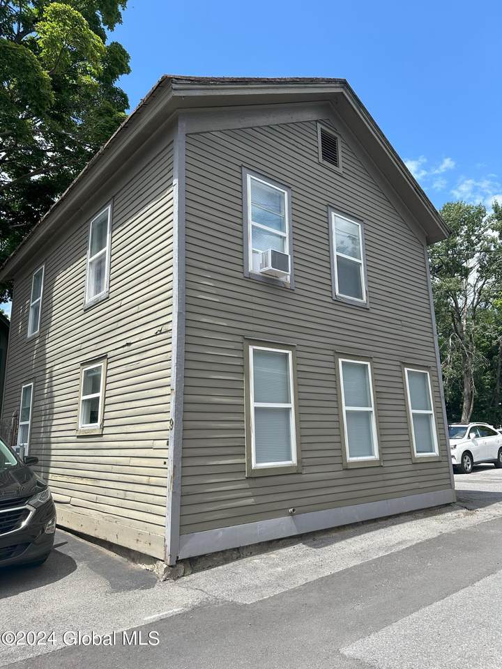 9 Bolster Lane - Photo 1