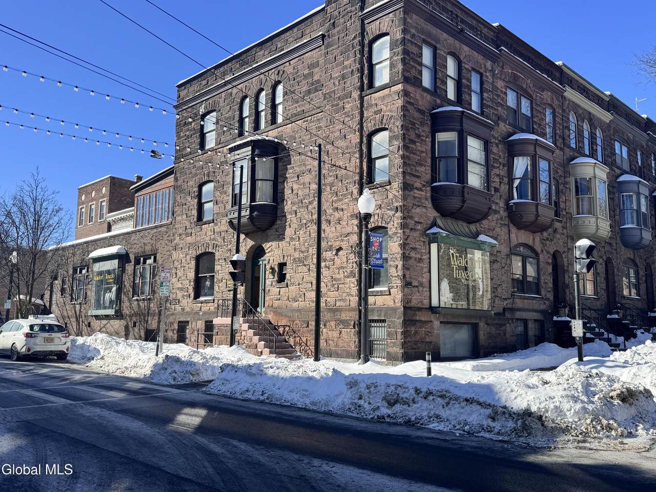 204 Lancaster Street - Photo 1