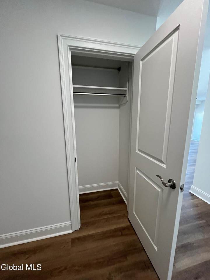 https://bt-photos.global.ssl.fastly.net/capital/1280_boomver_1_202612856-2.jpg