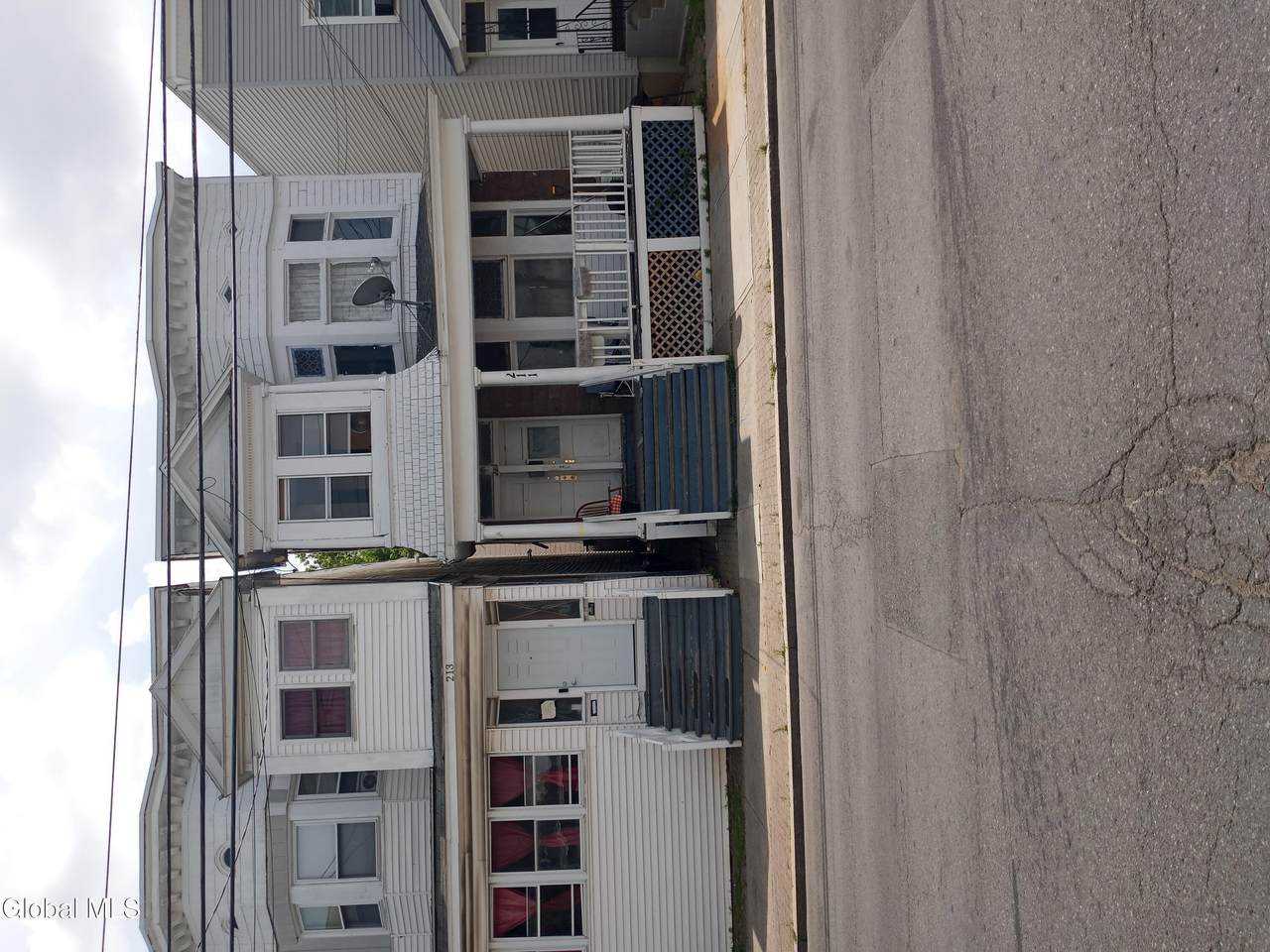 211 Allen Street - Photo 1