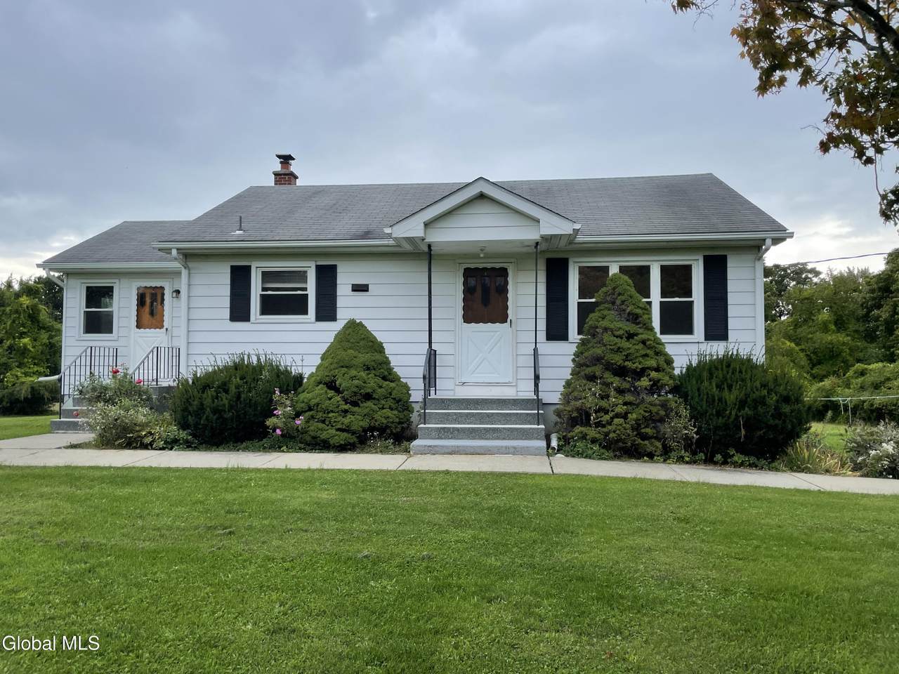 60 Bloomingrove Drive - Photo 1