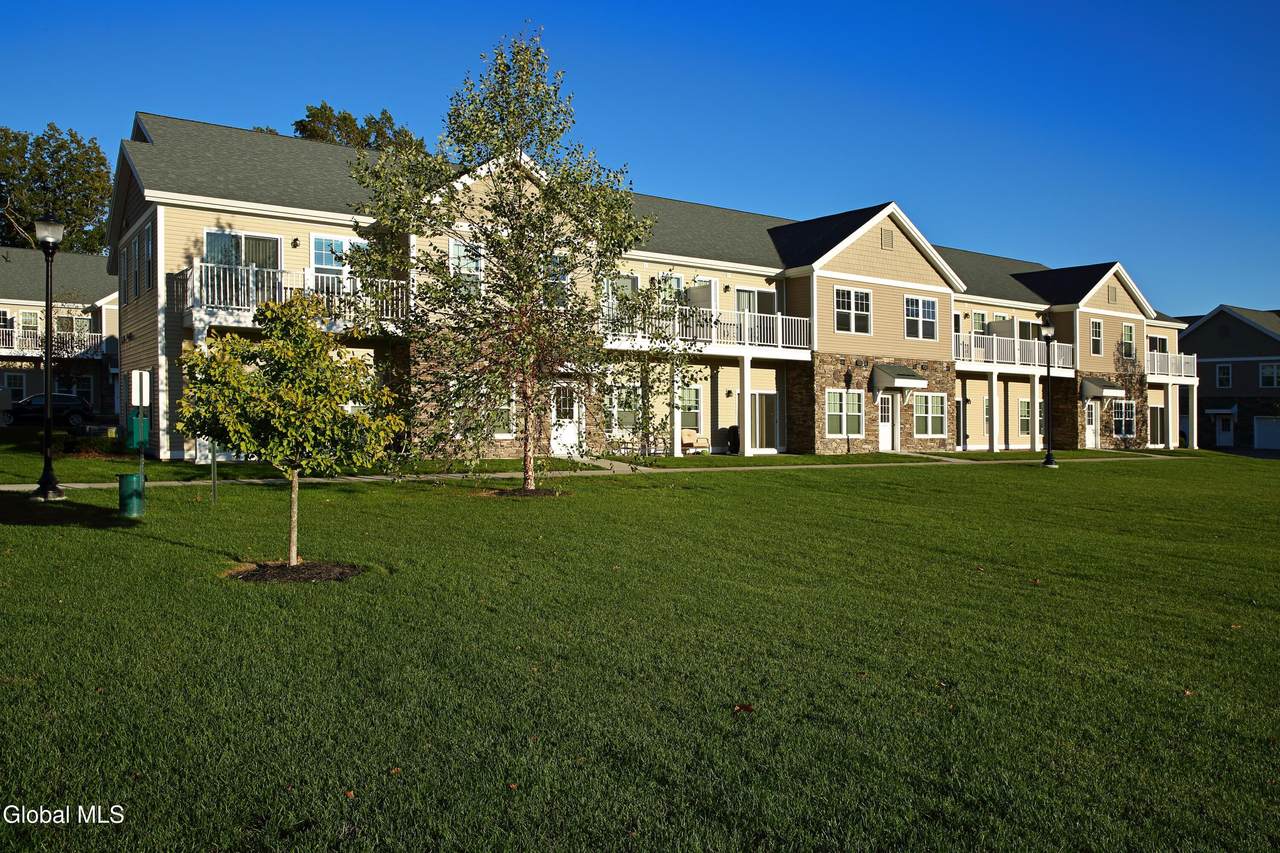 74 Weibel Avenue - Photo 1
