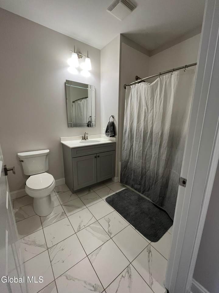 https://bt-photos.global.ssl.fastly.net/capital/1280_boomver_1_202613660-2.jpg
