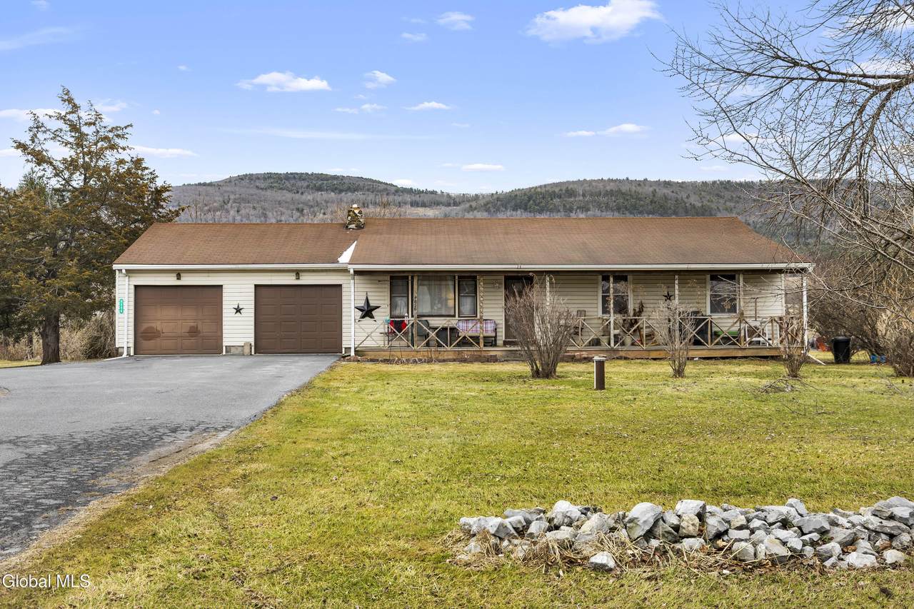 4856 State Route 30 - Photo 1