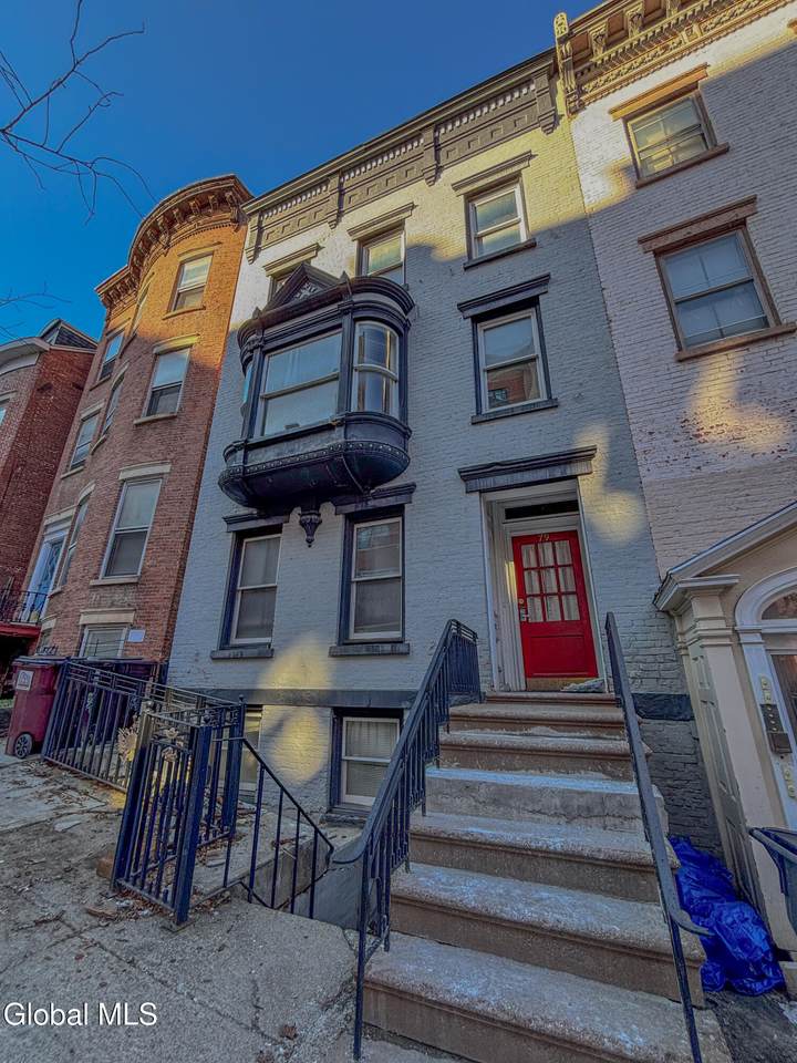79 Columbia Street - Photo 1