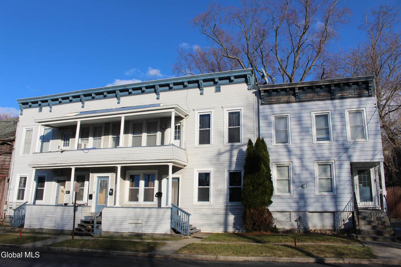 7-11 Forbes Avenue - Photo 1