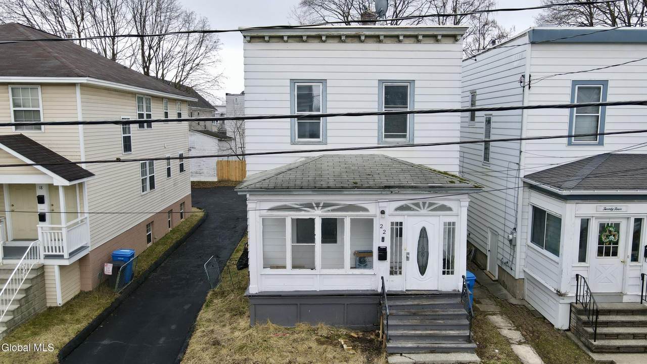 22 Hurlbut Street - Photo 1