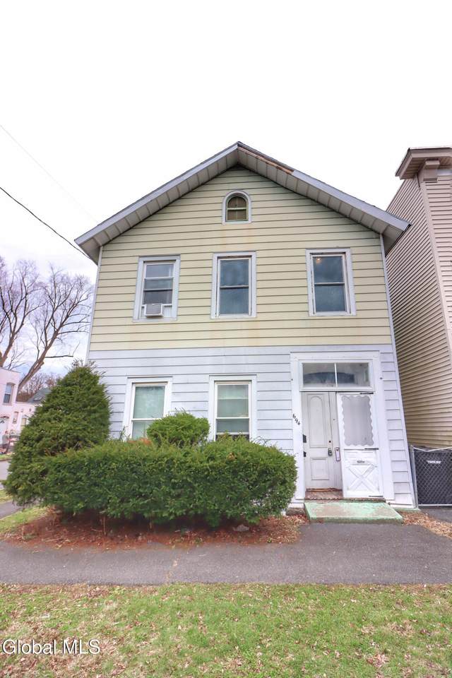 694 4th Avenue - Photo 1